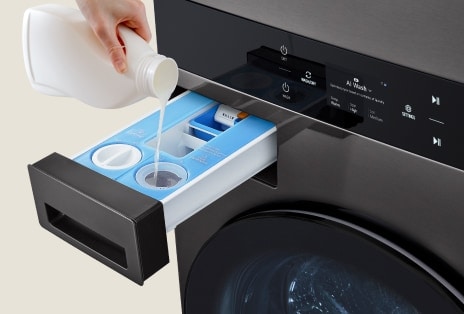 A video of pouring detergent into a detergent container