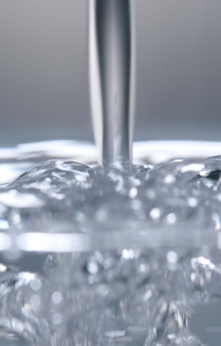 Refreshing water and ice, always on hand