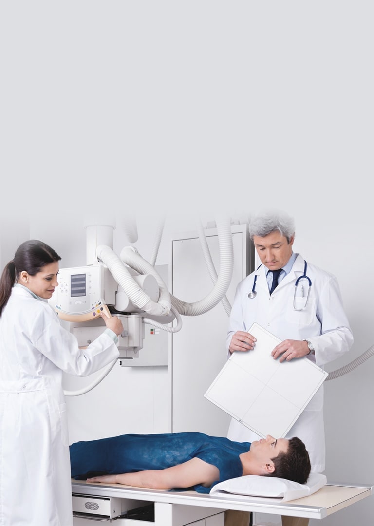 Clinical Review Monitor offering accurately reproduced images, resulting in precise clinical review