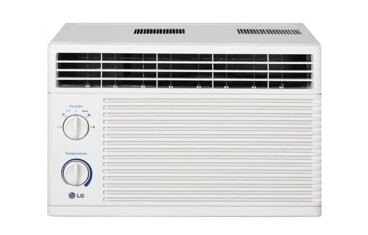 Front view of 5,000 Btu/h. con sistema &#34;Gold&#34; - Fin Anticorrosión. W051CA