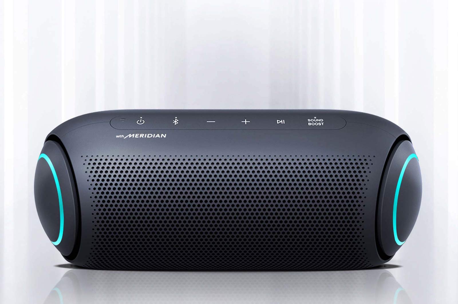 LG Bocina portátil XBOOM Go PL7 | Bluetooth| Luces LED | Tecnología de Sonido Meridian, PL7