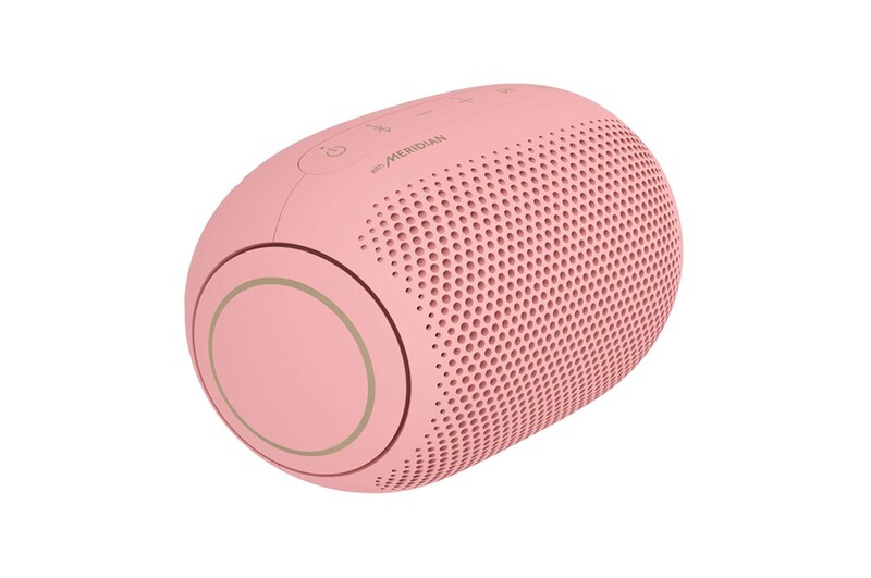 LG Bocina portátil XBOOM Go PL2 | Color rosa| Bluetooth | Certificación IPX5 | Tecnología de Sonido Meridian, PL2P
