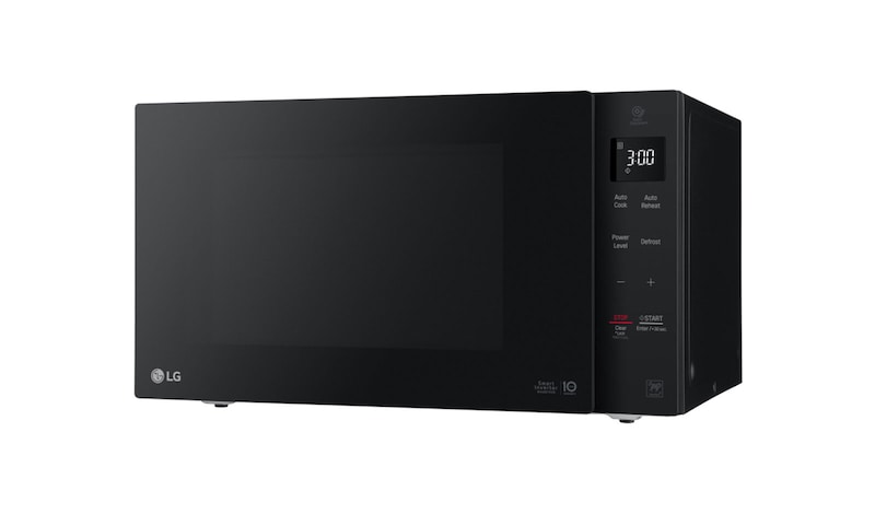 LG 1.3 cu. ft. NeoChef™ Countertop Microwave with Smart Inverter and EasyClean®, LMC1375SB