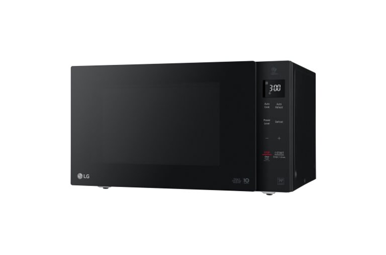 LG 1.3 cu. ft. NeoChef™ Countertop Microwave with Smart Inverter and EasyClean®, LMC1375SB
