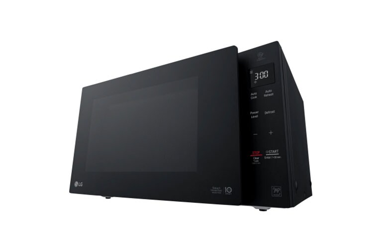 LG 1.3 cu. ft. NeoChef™ Countertop Microwave with Smart Inverter and EasyClean®, LMC1375SB