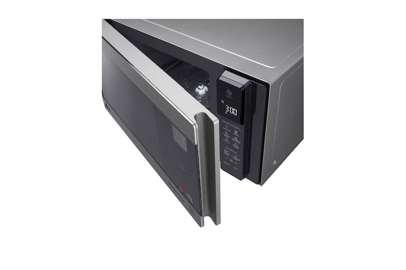 LG Microondas NeoChef™ | 1.5 p³ |Grill | Smart Inverter | Plata, MH1596CIR