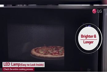 El video muestra una iluminación LED brillante, que es más eficiente en energía que la iluminación tradicional, y te permite revisar fácilmente el progreso de tu comida.