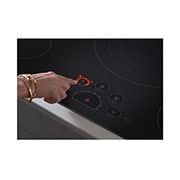 LG Cooktop Eléctrica 36" LG Studio Controles SmoothTouch™, LCE3610SB