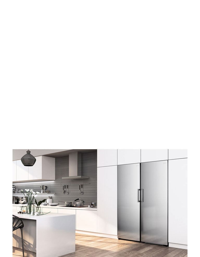 El congelador se muestra en un ángulo que encaja a la perfección con los gabinetes de una cocina moderna.