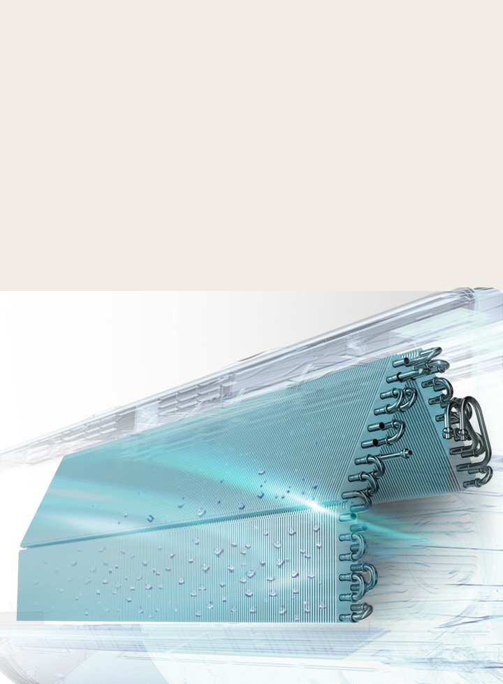 Imagen de un intercambiador de calor de aire acondicionado que muestra aletas con condensación y flujo de aire.