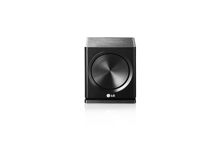 LG Viaja a mundos donde eres parte de la acción, con el sistema de teatro en casa 3D Blu-Ray HB806SV de LG., HB806SV