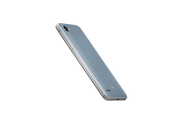 LG Q6 Plus | Pantalla FullVision de 5.5" FHD+, LGM700F
