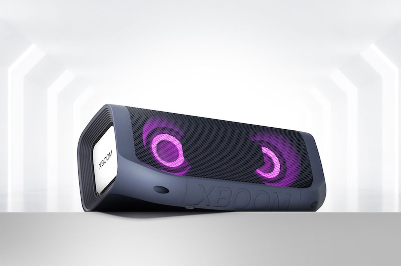 LG Parlante LG XBOOM Go PM5 | 20W | DTS Stereo Plus | Sound Boost | Iluminación multicolor | 18 Horas de Batería, PM5