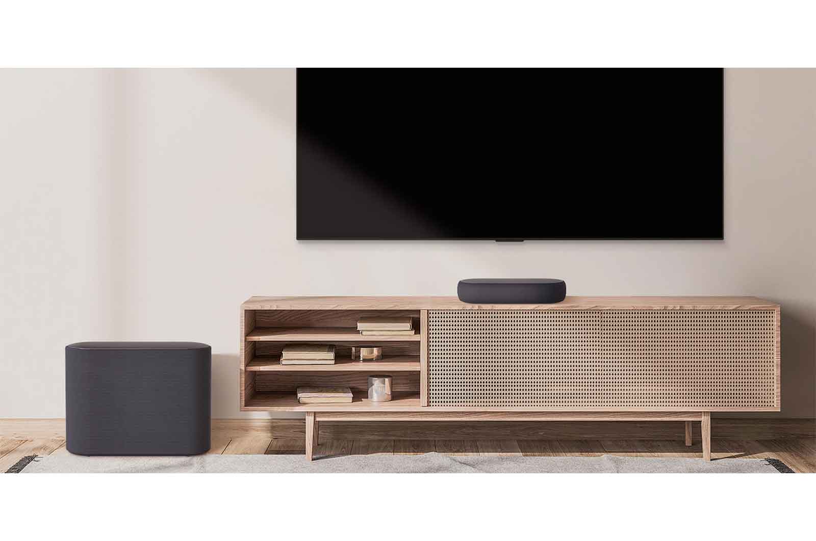 LG Barra de Sonido LG QP5 | Tecnología Meridian | Modo Compartir Sonido de TV y Modo de Control | Subwoofer de baja vibración, QP5