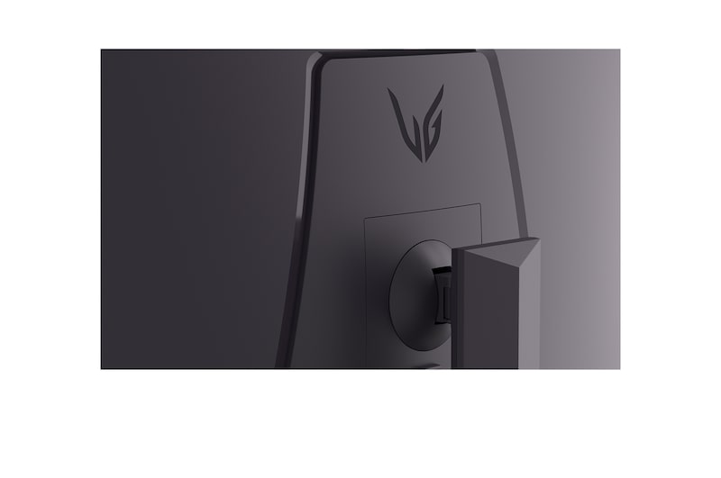 Acercamiento al emblema trasero con luces apagadas