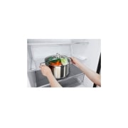 LG Refrigeradora Bottom Freezer 403L con Múltiple Flujo de Aire, GB41WGT