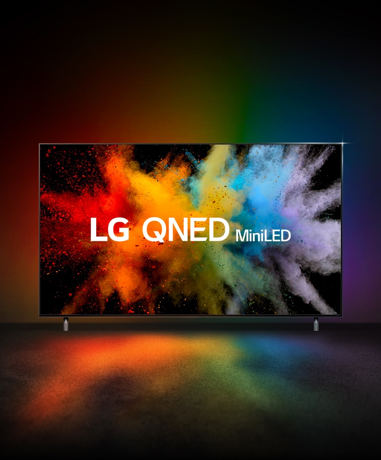 El movimiento tipográfico de QNED y NanoCell se superponen y explotan en polvo de color. El logotipo de LG QNED 8K miniLED aparece en el televisor.