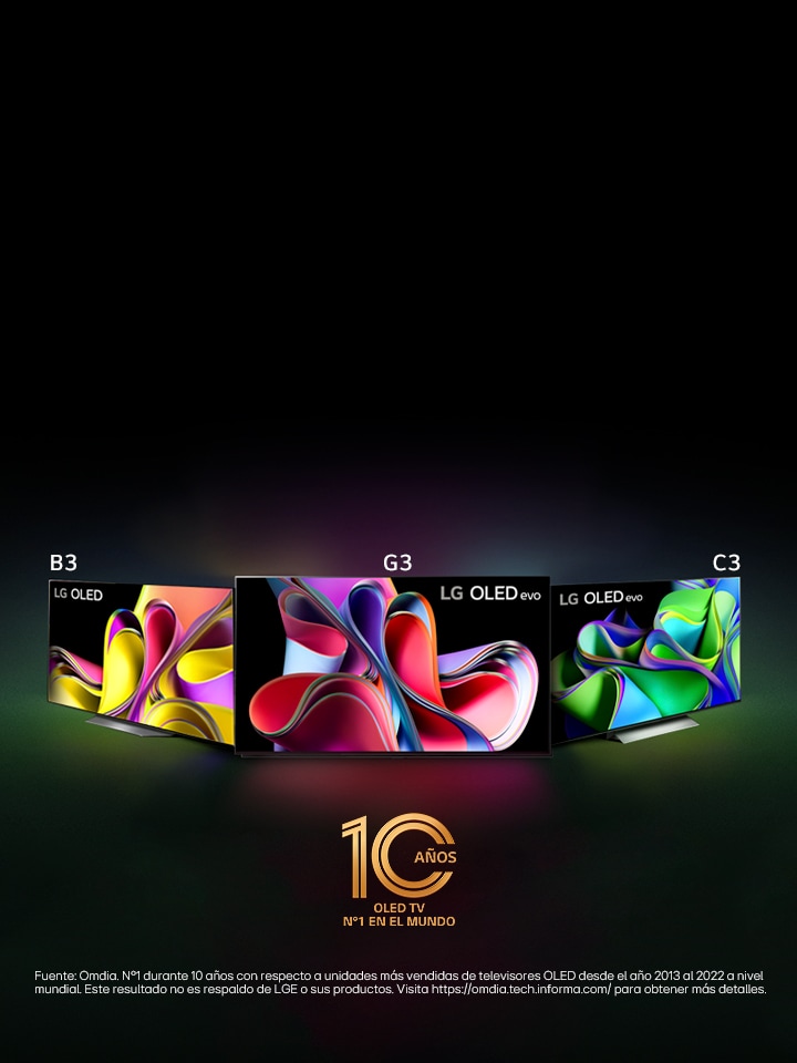 Una imagen de la línea LG OLED contra un fondo negro en forma de triángulo en ángulo con el LG OLED G3 en el medio mirando hacia adelante. Cada televisor muestra una obra de arte colorida y abstracta en la pantalla. El emblema del televisor OLED número 1 del mundo por 10 años también se encuentra en la imagen.	