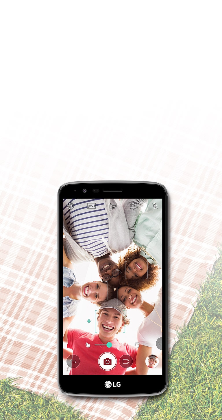 8MP Selfie Camera with Auto Shot1