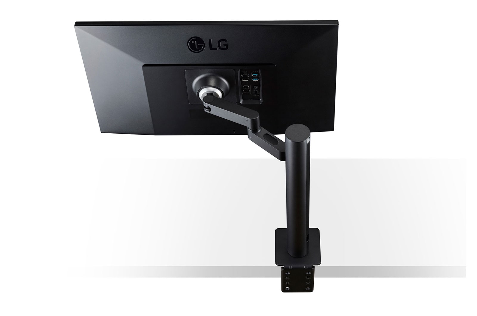 Monitor LG Ergo IPS UHD 4K de 27" con USB Type-C™, 27UN880-B