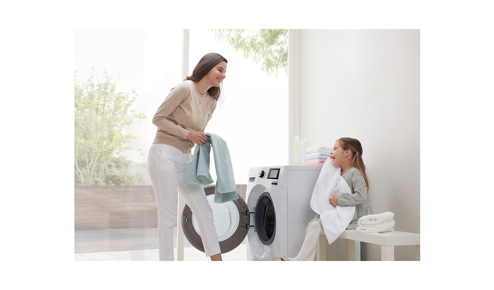 LG 8kg, Auto Load Detection, Baby Care Program, Embossing Drum, Standby Zero Power, WD-1096QDT