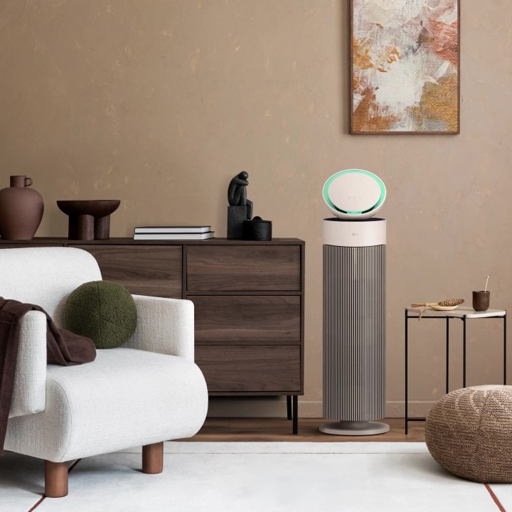 Video showcasing LG air purifier's slimmer design, with reduced space usage compared to previous models for easier placement