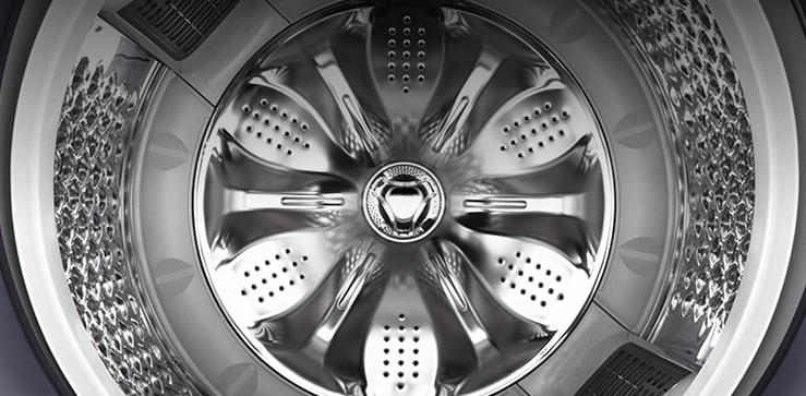 Shiny spacious inner drum with embossed surface