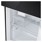 detailed view of the freezer tray
