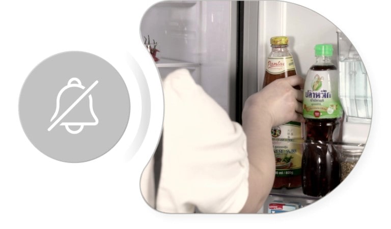 lg bottom freezer refrigerator's cleaning time technology helps the users to clean the freezer without ringing the fridge alarm.