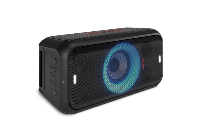 The speaker is lying on the floor. All lightings on.