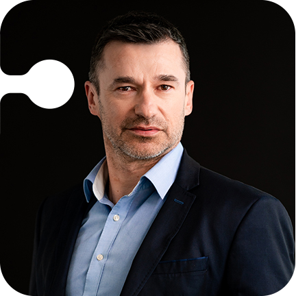 Przestrzenie publiczne: Paweł Bąkała1