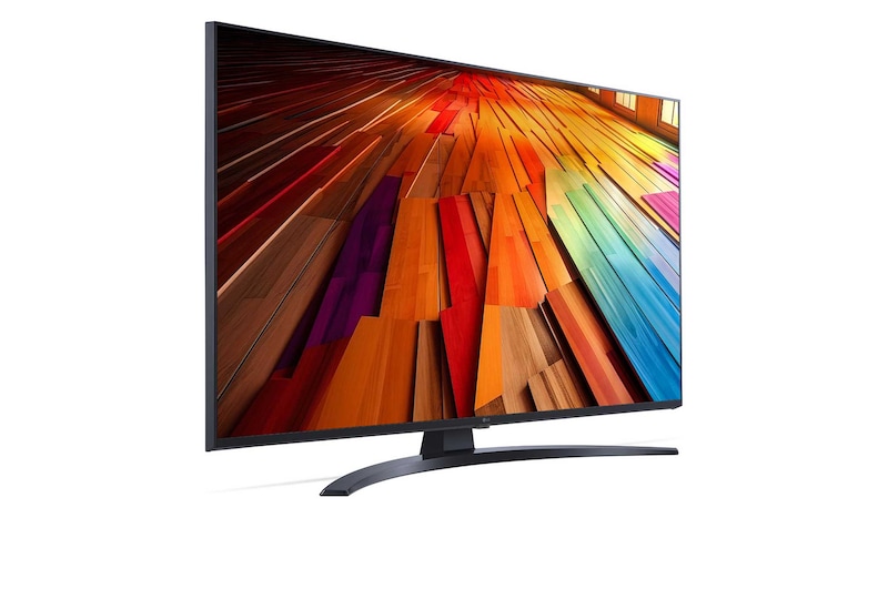 Widok z lewej strony lekko pod kątem na LG UHD TV, UT81