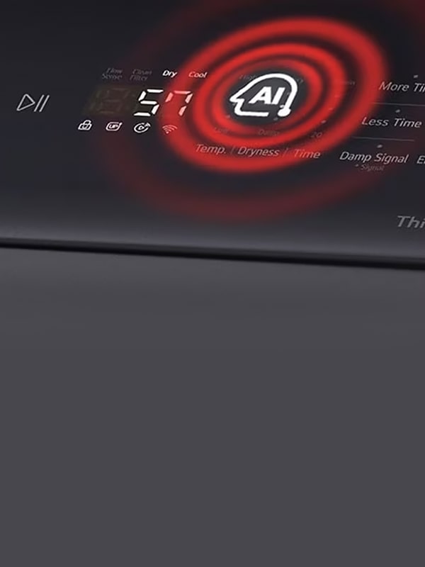 Panel sterowania LG z ikoną AI i wyświetlaczem czasu ilustruje AI Sensor Dry dostosowujący suszenie do poziomu wilgoci.
