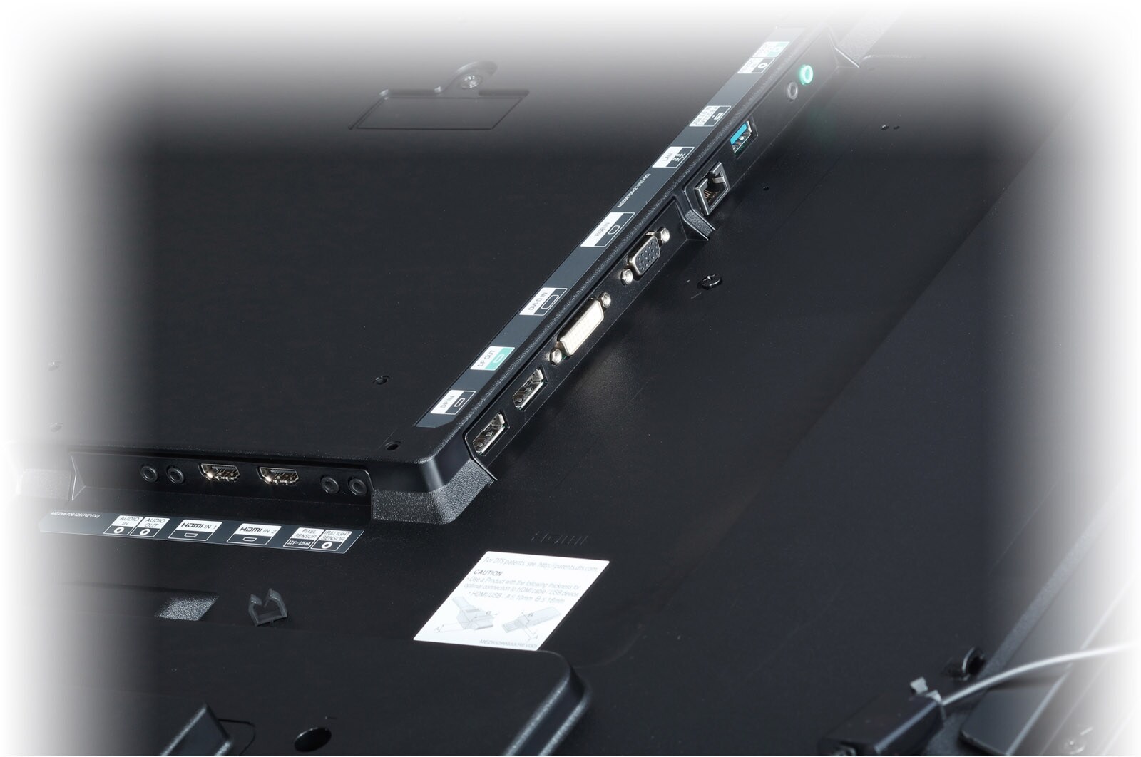 LG Seria TA3E, 49TA3E-B