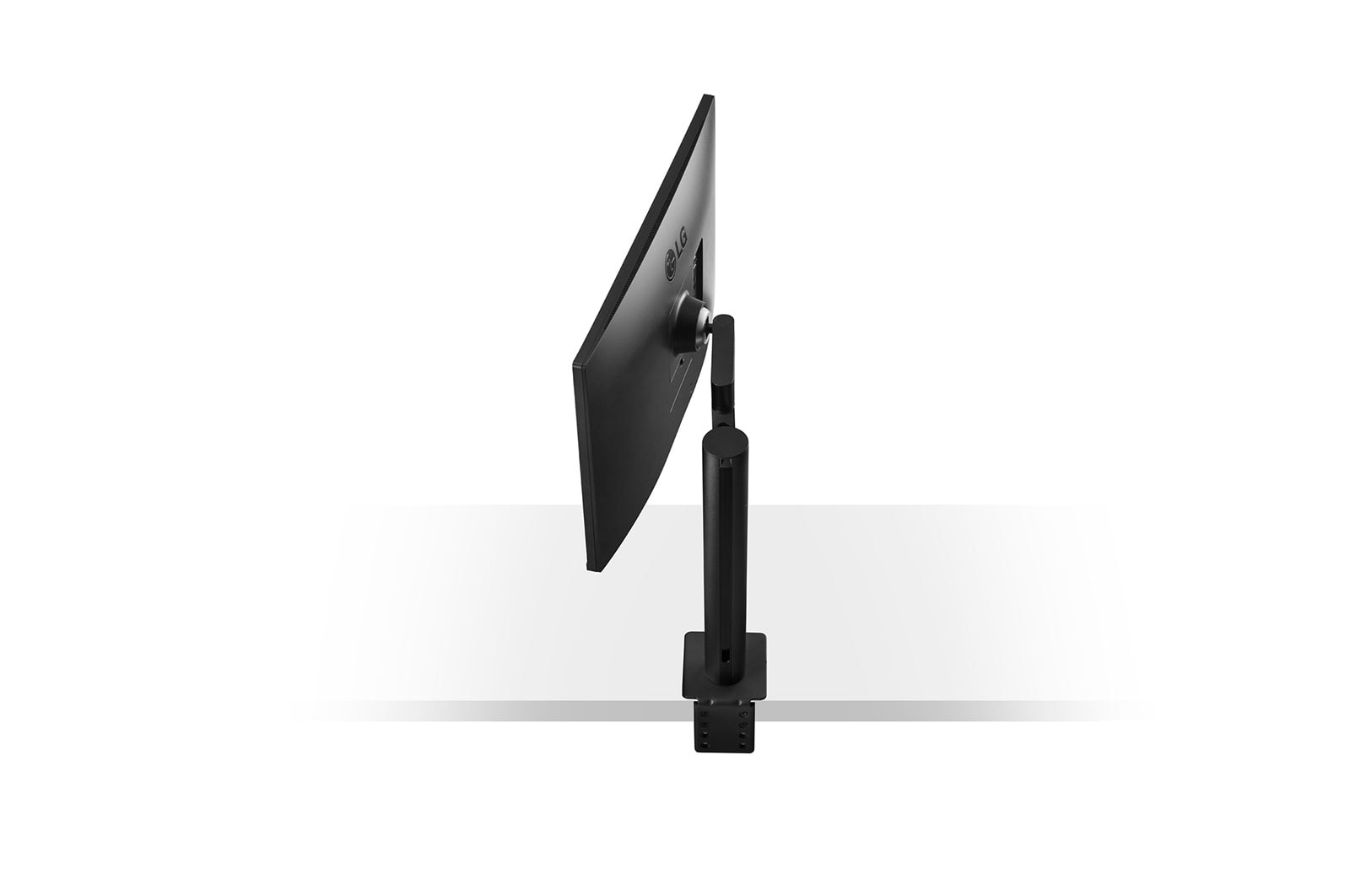 LG Monitor LG 27” QHD Ergo IPS Monitor z USB-C™ 27QN880-B, 27QN880-B
