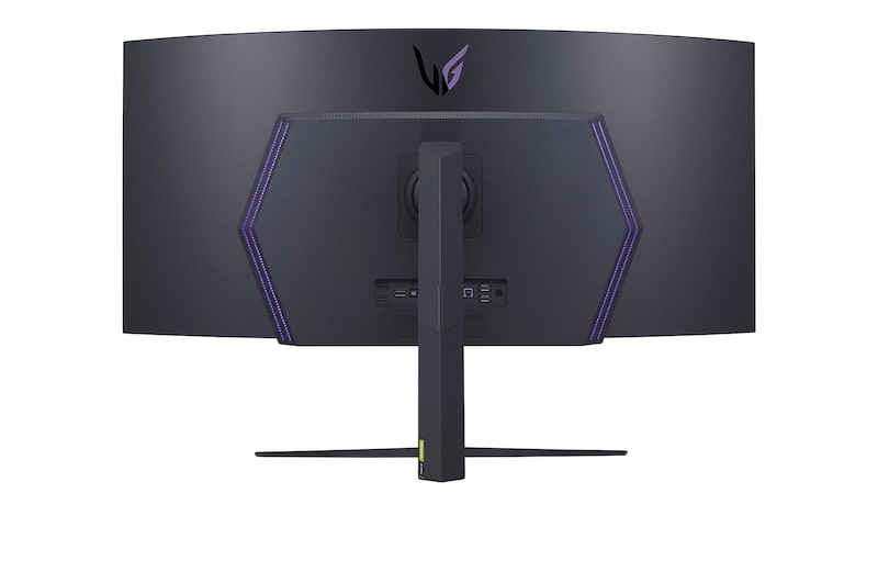 LG Zakrzywiony monitor gamingowy 45'' UltraGear™ OLED WQHD z częstotliwością odświeżania 240 Hz i czasem reakcji 0,03 ms (GtG), 45GR95QE-B