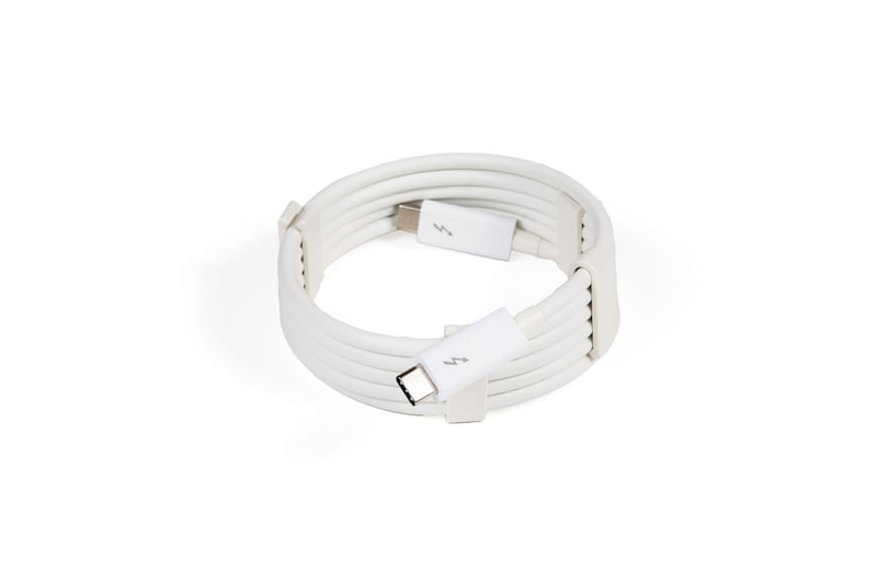 Front view of Kabel Thunderbolt – EAD63988303 EAD63988303