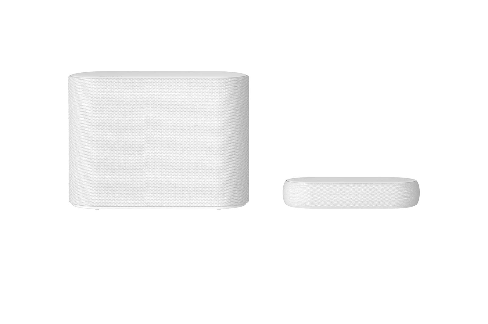 widok po przekątnej na soundbar i subwoofer