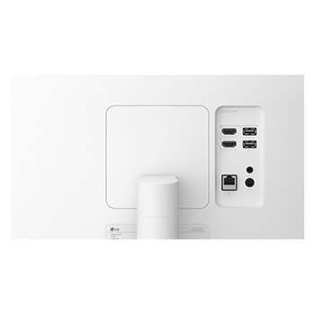 Zbliżenie tylnych portów wejściowych z przodu