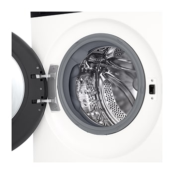 An image of spraying water onto shirts with four jets spray