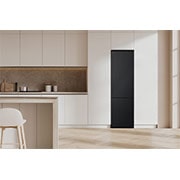 imagem do interior do frigorífico combinado LG