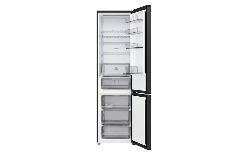 Vista superior do frigorífico combinado LG (GBBW726AEV) preto mate à esquerda e parede do armário à direita