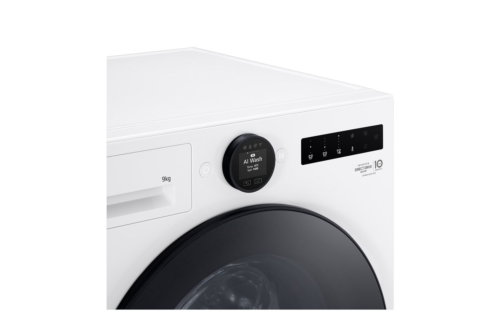 Imagem que mostra redução de microplásticos até 60% numa imagem de fundo que representa ondas