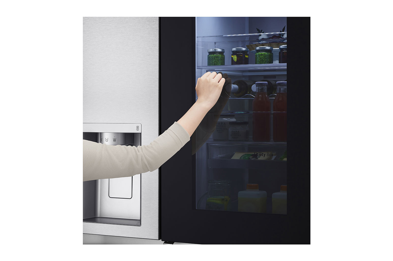 LG Frigorífico Americano | 635 L | Etiqueta energética E | InstaView™ | Door-in-Door™ | DoorCooLing+™ | Dispensador sem canaLização | UVnano™, GSXV91MBAE