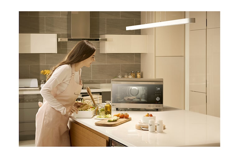 LG Micro-ondas de convecção LG NeoChef™ MJ3965ACS, 39 litros, 1100 W, Smart Inverter, EasyClean™, inox, MJ3965ACS
