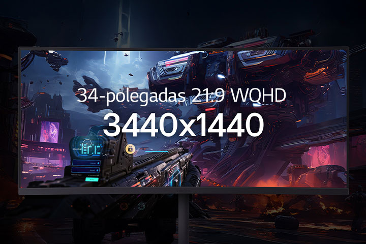 Um monitor WQHD de 34 polegadas e 21:9 mostra uma cena de batalha futurista com máquinas robóticas gigantes numa cidade de ficção científica.