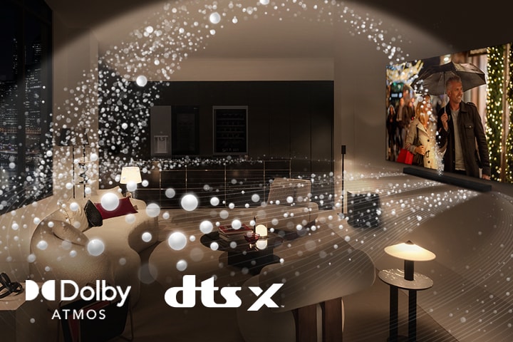 فيلم يتم تشغيله على تلفزيون LG OLED TV ومكبر صوت LG Soundbar في شقة عصرية في المدينة في منظر من زاوية جانبية. حبات بيضاء تُصوّر موجات صوتية بيضاء تبرز لأعلى ولأسفل من مكبر الصوت Soundbar والتلفزيون، لتخلق قبة من الصوت في المكان.  شعار Dolby Atmos، شعار DTS X