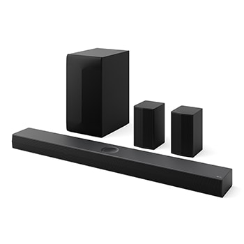 صورة بزاوية لمكبر الصوت LG Soundbar S75TR ومكبر الصوت الفرعي subwoofer ومكبرات الصوت الخلفية
