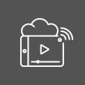 بوستر لـ Wednesday الذي يُعرض على Netflix، وTulsa King الذي يُعرض على Paramount+، وTop Gun: Maverick من SkyShowtime وNational Treasure من Disney+ وThe Rings of Power من Prime Video و Ted Lasso من Apple TV Plus وصورة ثابتة من LG Channels لنمر في البرية.
