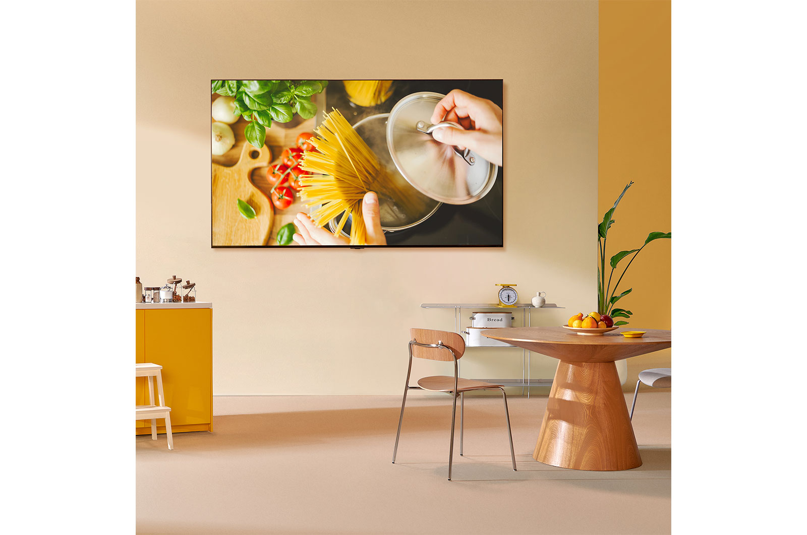 LG تلفزيون QNED MiniLED من إل جي بدقة 4K حقيقي. مقاس 65 من السلسلة 85. معالج ألفا 7 الجيل الخامس لذكاء إصطناعي., 65QNED856QA
